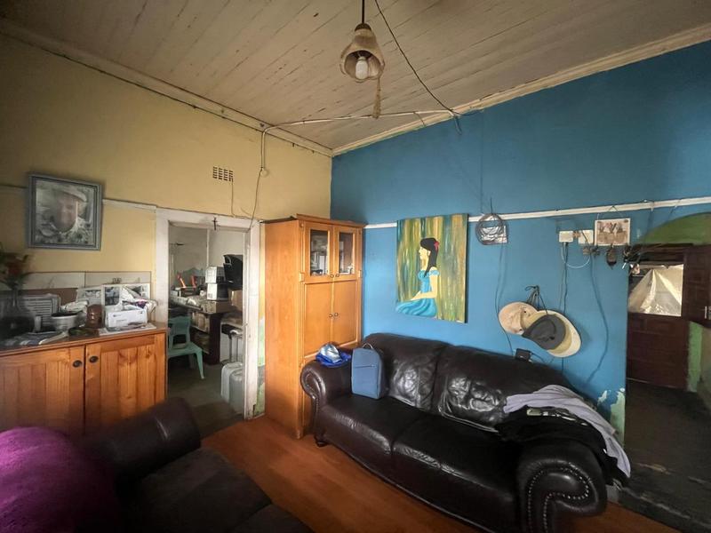 6 Bedroom Property for Sale in Norwood Western Cape